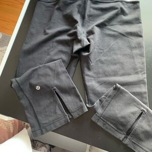 LULULEMON YOGA PANT SIZE 8